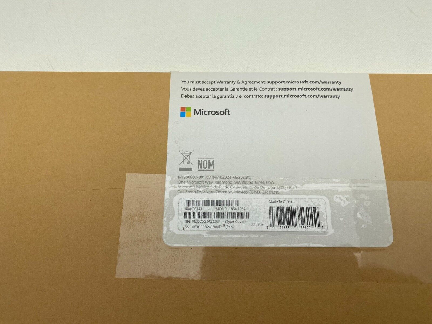 Microsoft 8X8-00141 Surface Pro Keyboard / Slim Pen 2 Built-In Touchpad
