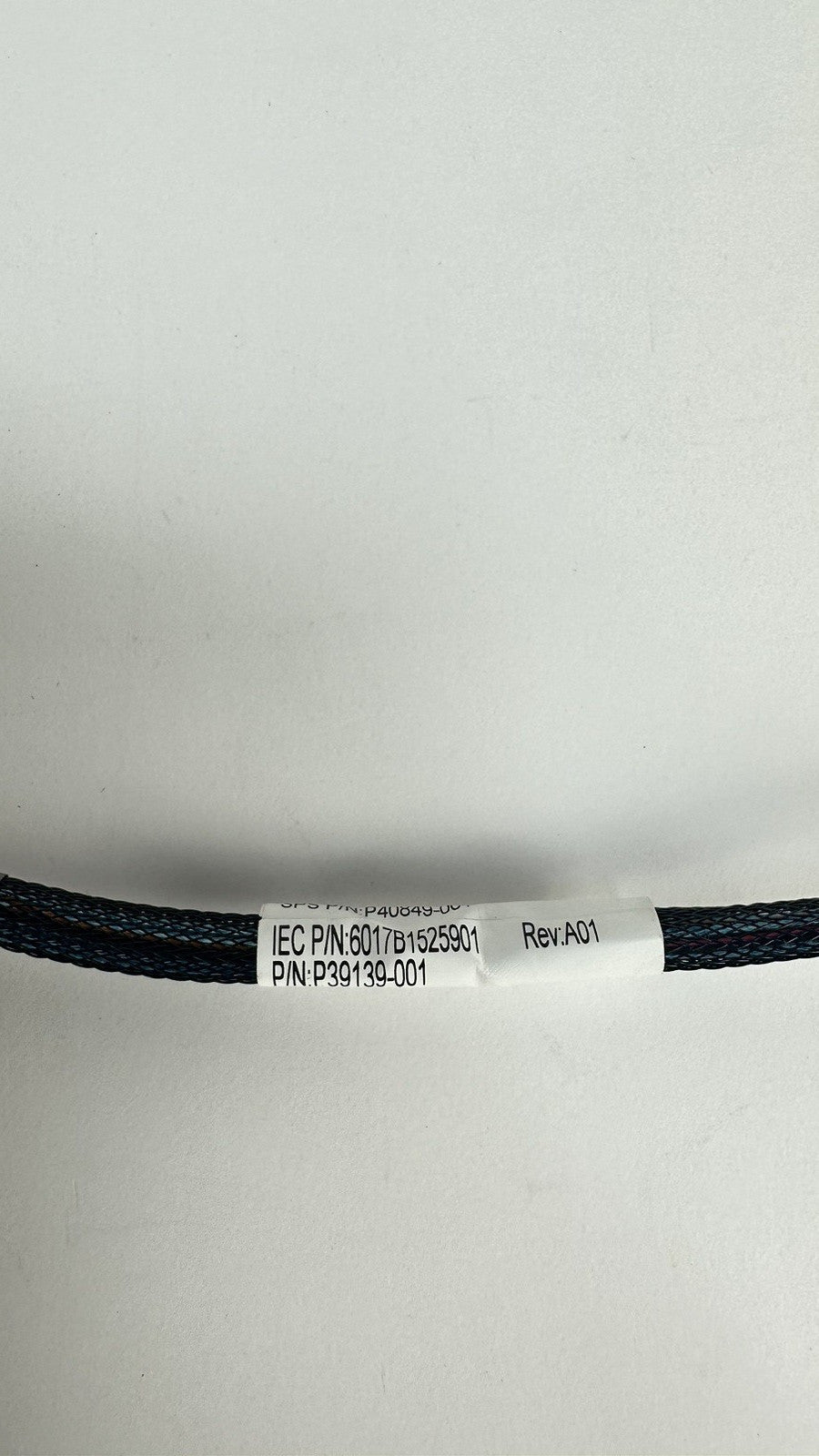 HPE DL325 G10 Plus V2 P39139-001 Mini SAS Cable Backplane Port 1 to AROC RAID (NOT FOR HOME PC)