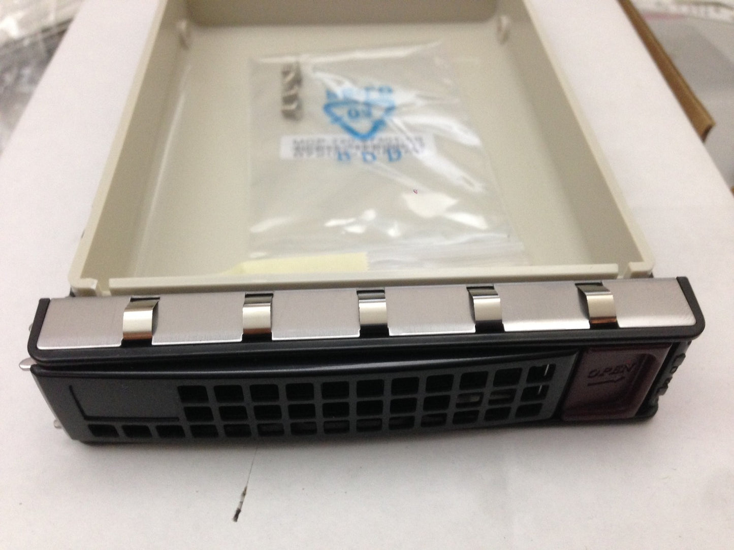Supermicro MCP-220-97301-0B Hot-Swap Black 3.5" Hard Drive Tray 6"