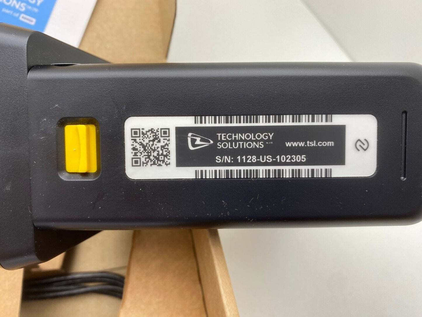TSL, 1128 BLUETOOTH UHF RFID READER WITH UHF ANTENNA, TRIGGER HANDLE, BATTERY