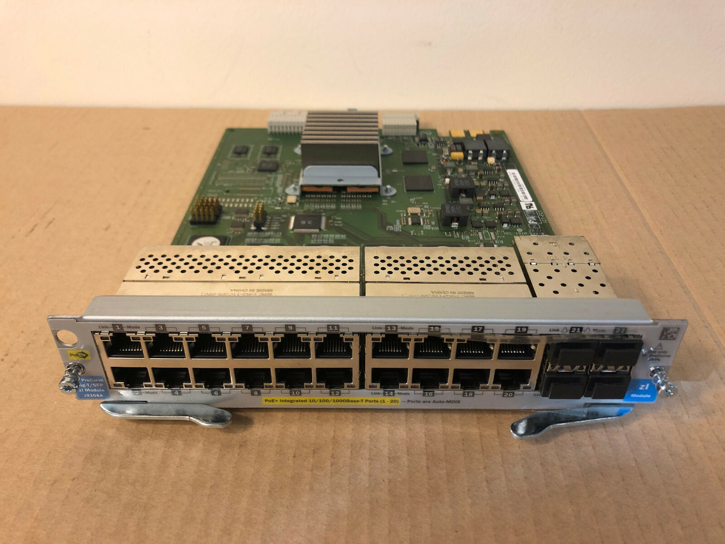 HPE 20-Port 10/100/1000 Gigabit PoE+/4-Port Mini-GBIC zl Module 20x RJ45 4x SFP