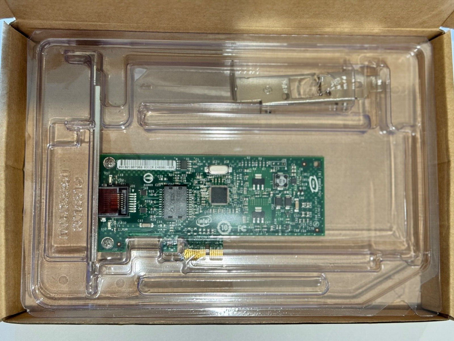 Intel Gigabit EXPI9301CTBLK Yotta mark CT Desktop Adapter with both Brackets