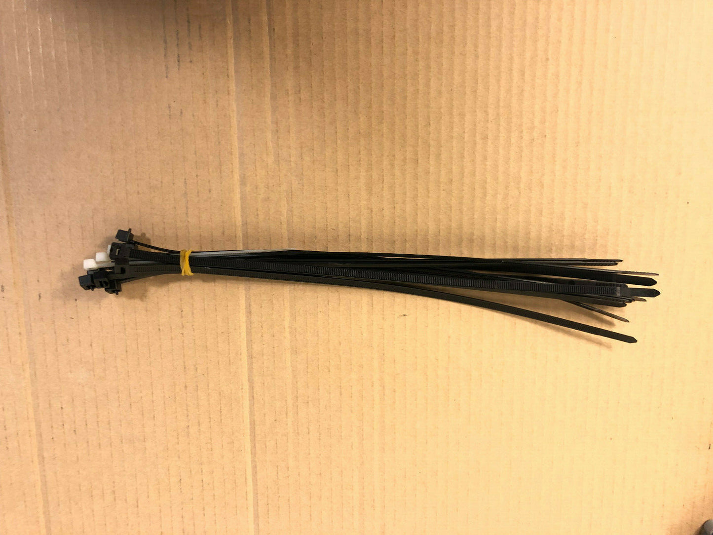 Fujitsu Cable Management Arm CMA-2U Mounting Kit 19 inch A3C40124949