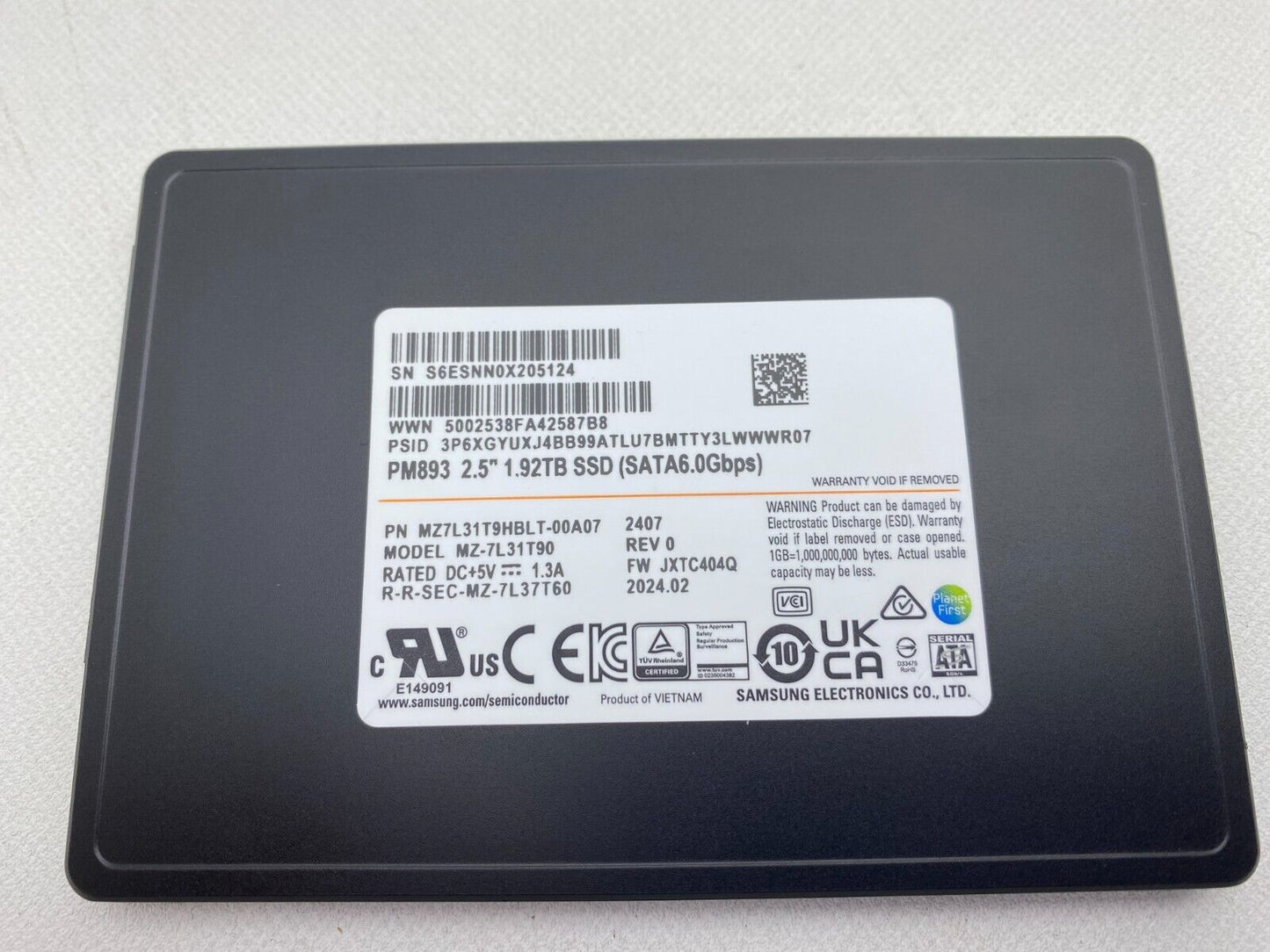 Samsung 1.9 TB, Internal, 2.5" (MZ7L31T9HBLT00A07) Solid State Drive