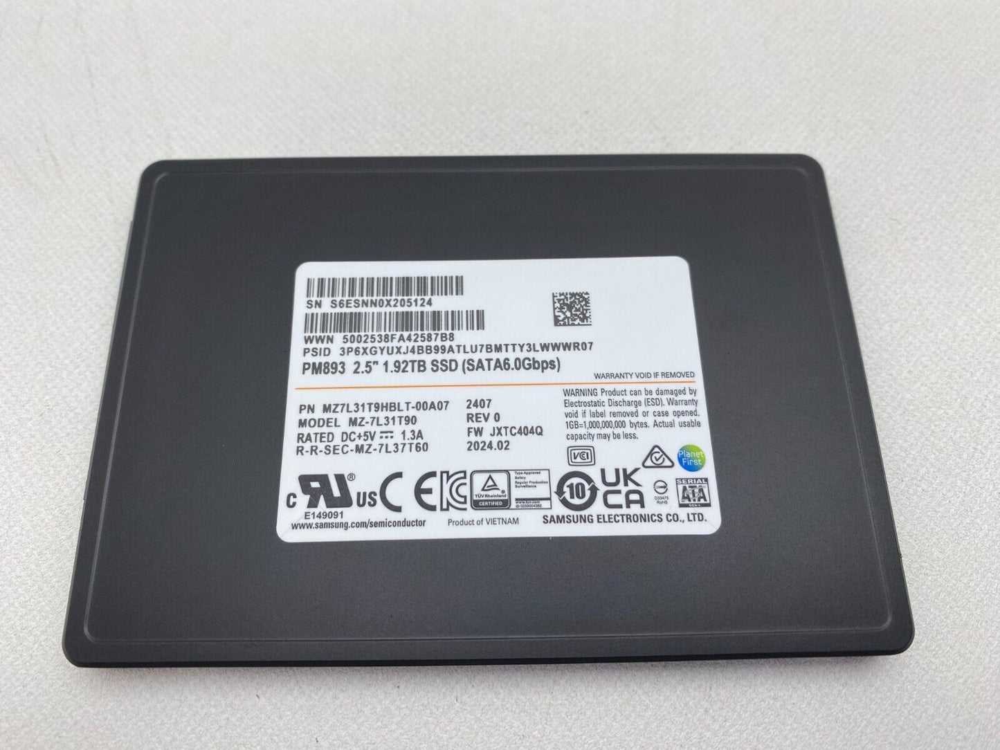Samsung 1.9 TB, Internal, 2.5" (MZ7L31T9HBLT00A07) Solid State Drive