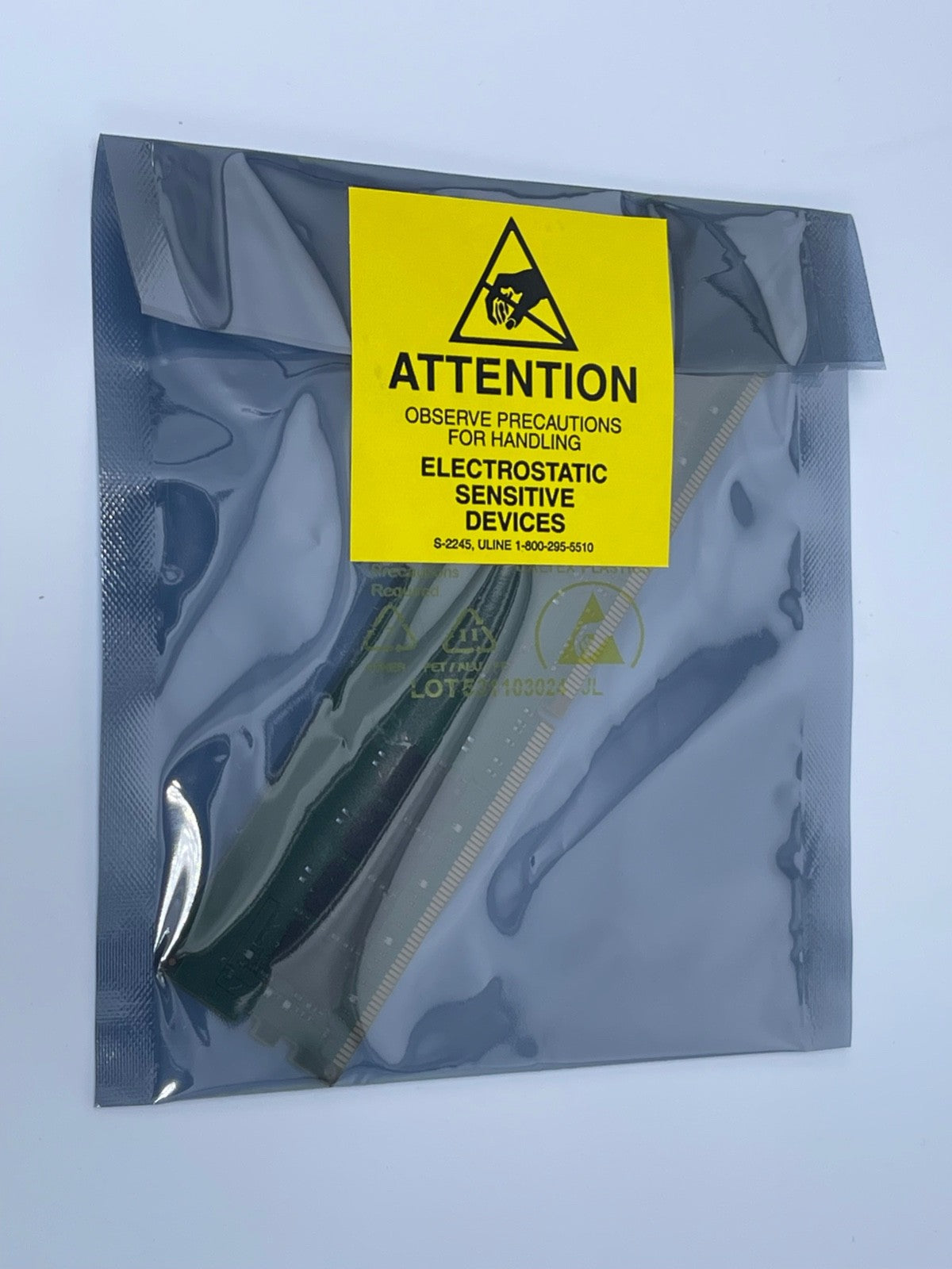 HPE P11443-091 MICRON MTA18ASF2G72PDZ-3G2R1UL 16GB 2RX8 PC4-3200AA-RE2-12 MEMORY