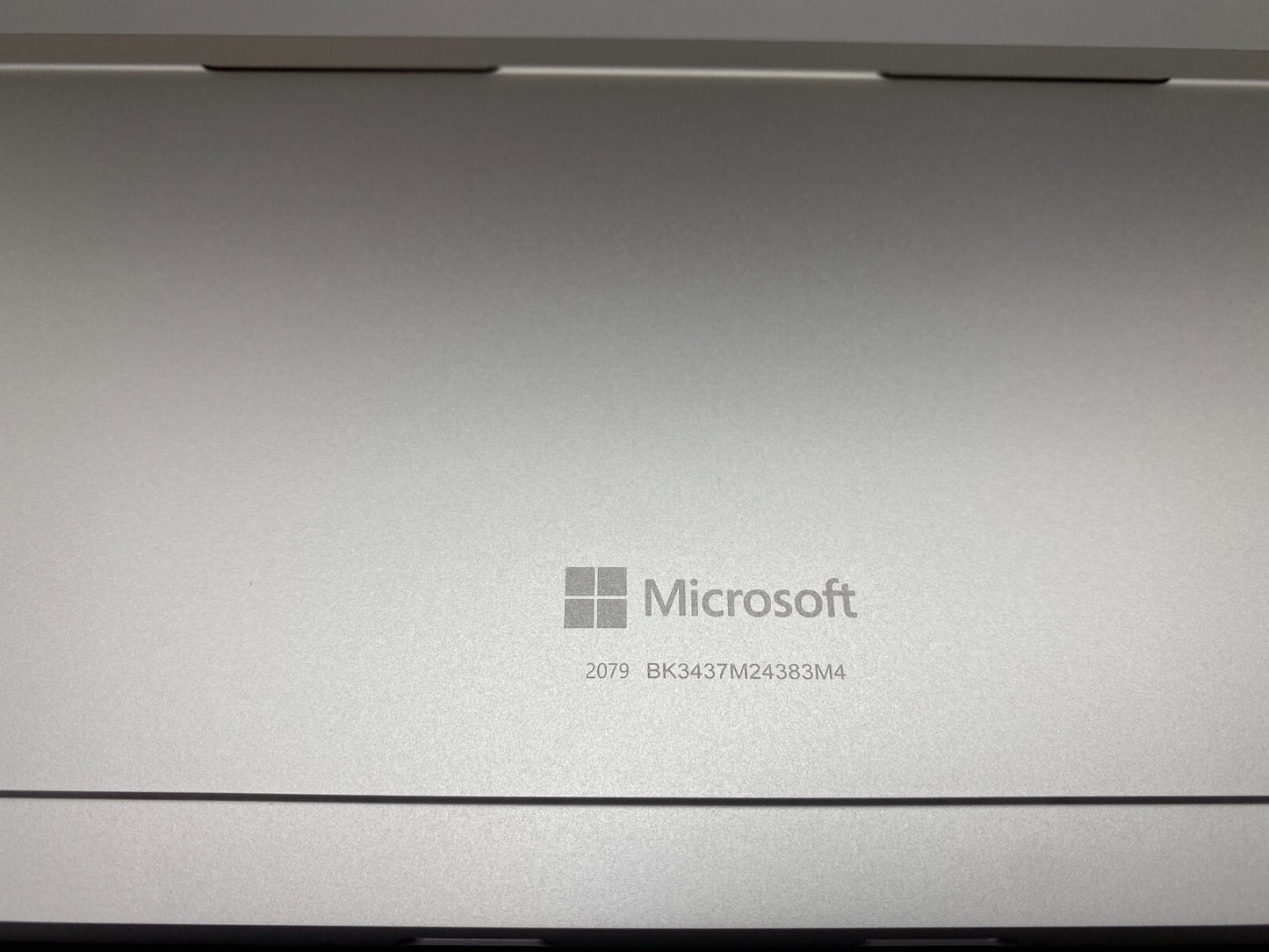 Microsoft Surface Pro 10 13" Ultra 5 135U 32GB 512 wty 3/2026 Keybord Pen 2