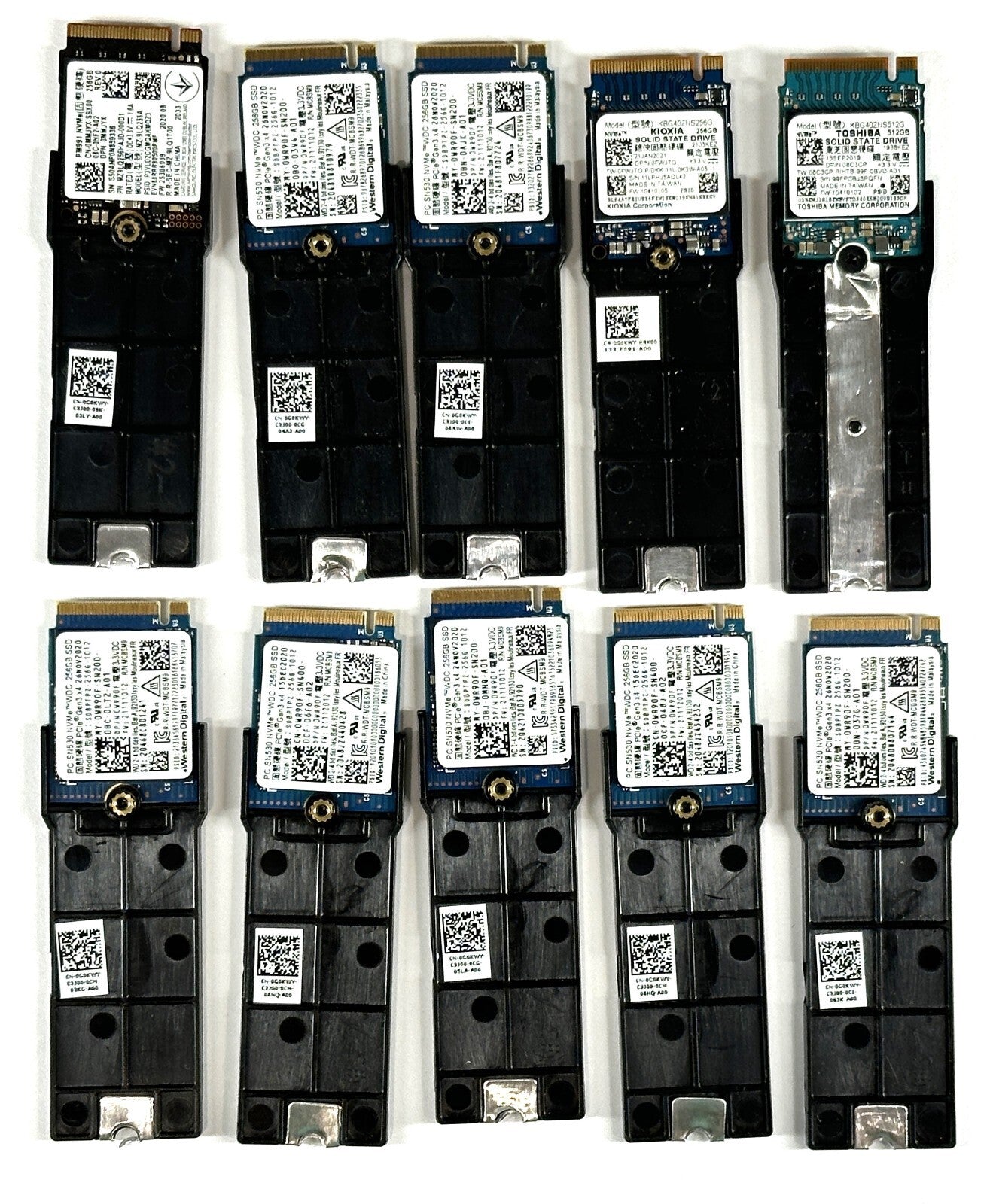 LOT of 10 Mixed WD/Samsung/SK Hynix 256Gb PCIe NVMe SSD M.2 2230 w/ 2280 adapter