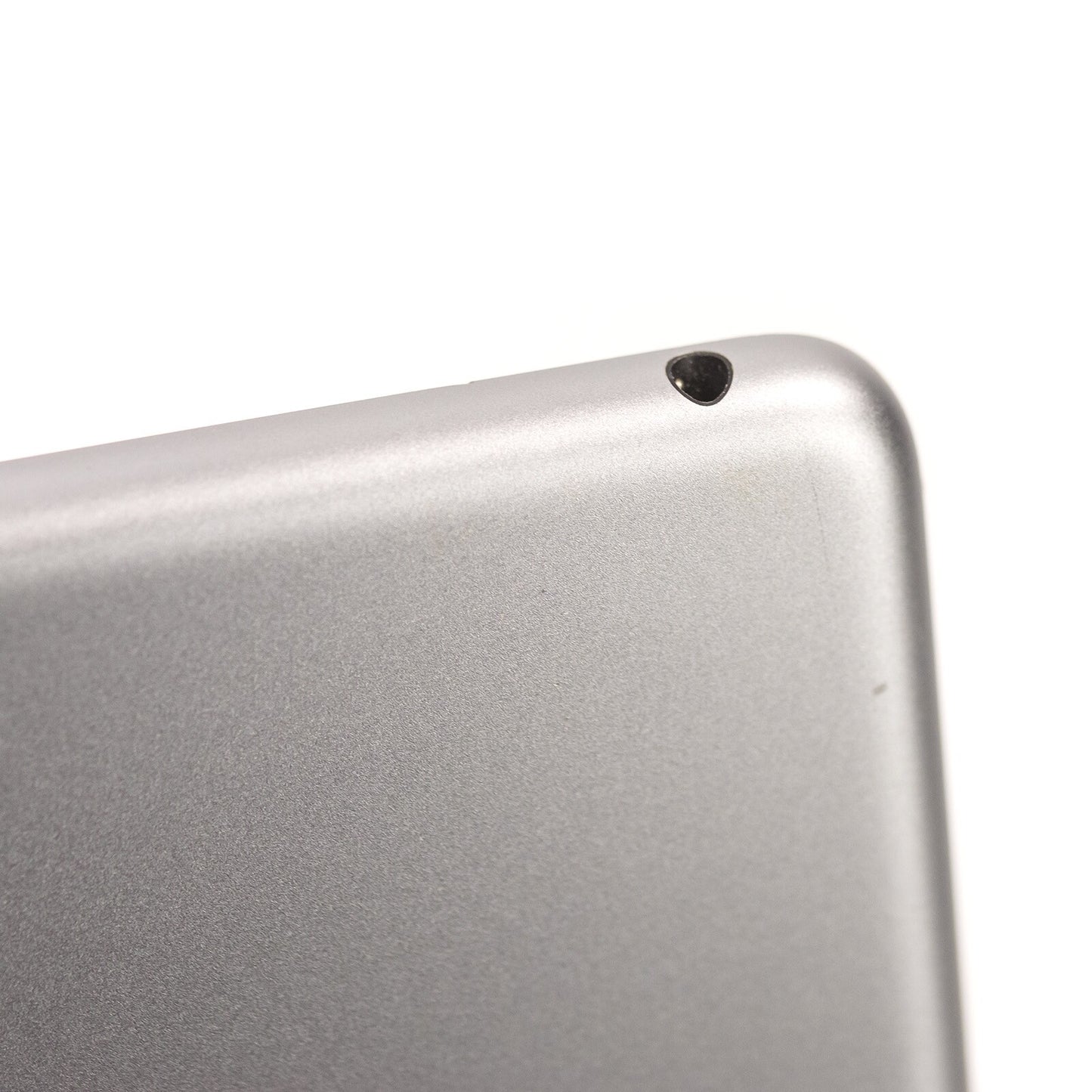 Apple iPad 6th Gen Space Gray 9.7" 32GB WiFi Tablet MR7F2LL/A A1893 - Grade B