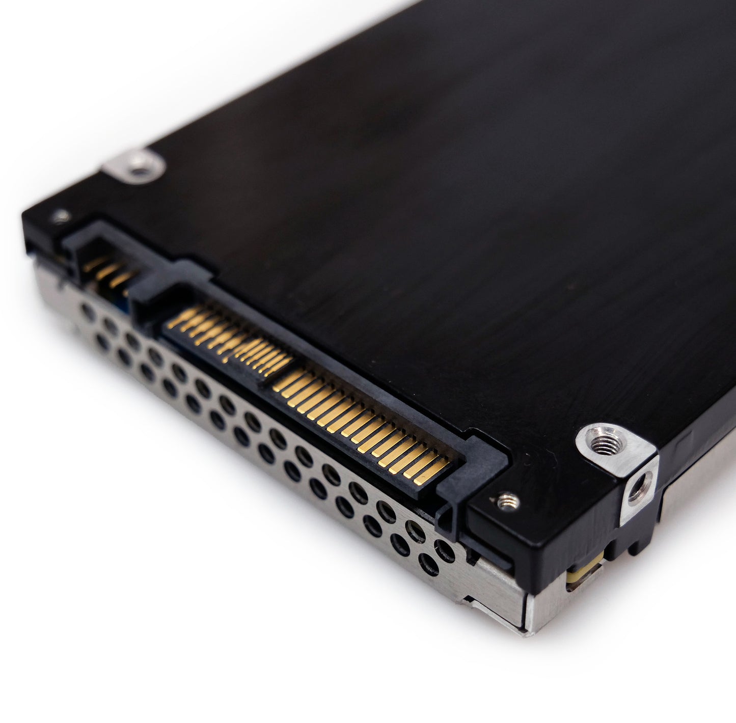 Dell/Kioxia PM5-R 3.84TB SAS 12Gb/s 2.5in Enterprise SSD KPM5XRUG3T84 (NOT FOR HOME PC)