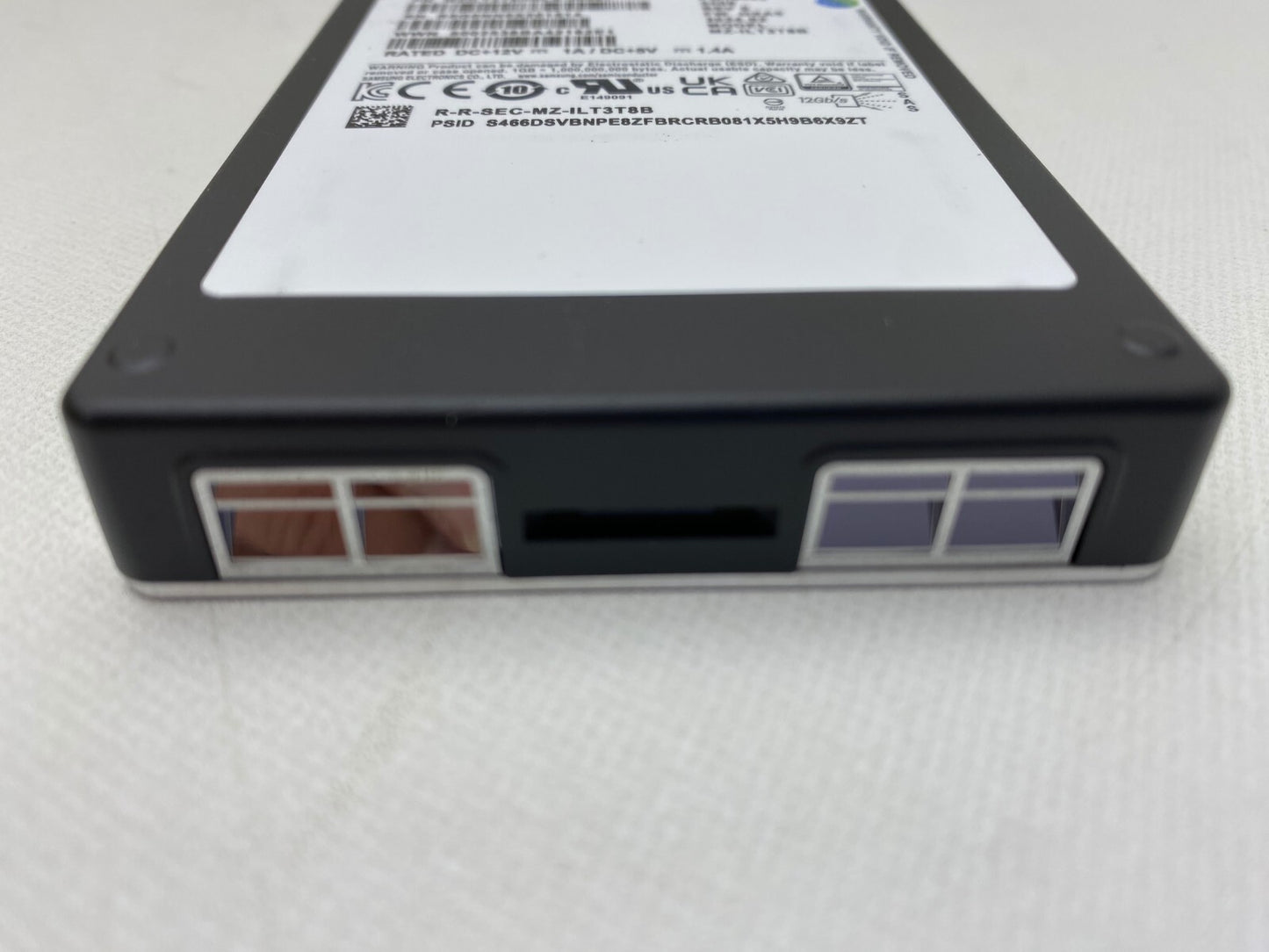 Samsung PM1643A 3.84TB, 2.5 inch Internal SSD - MZILT3T8HBLS-00007