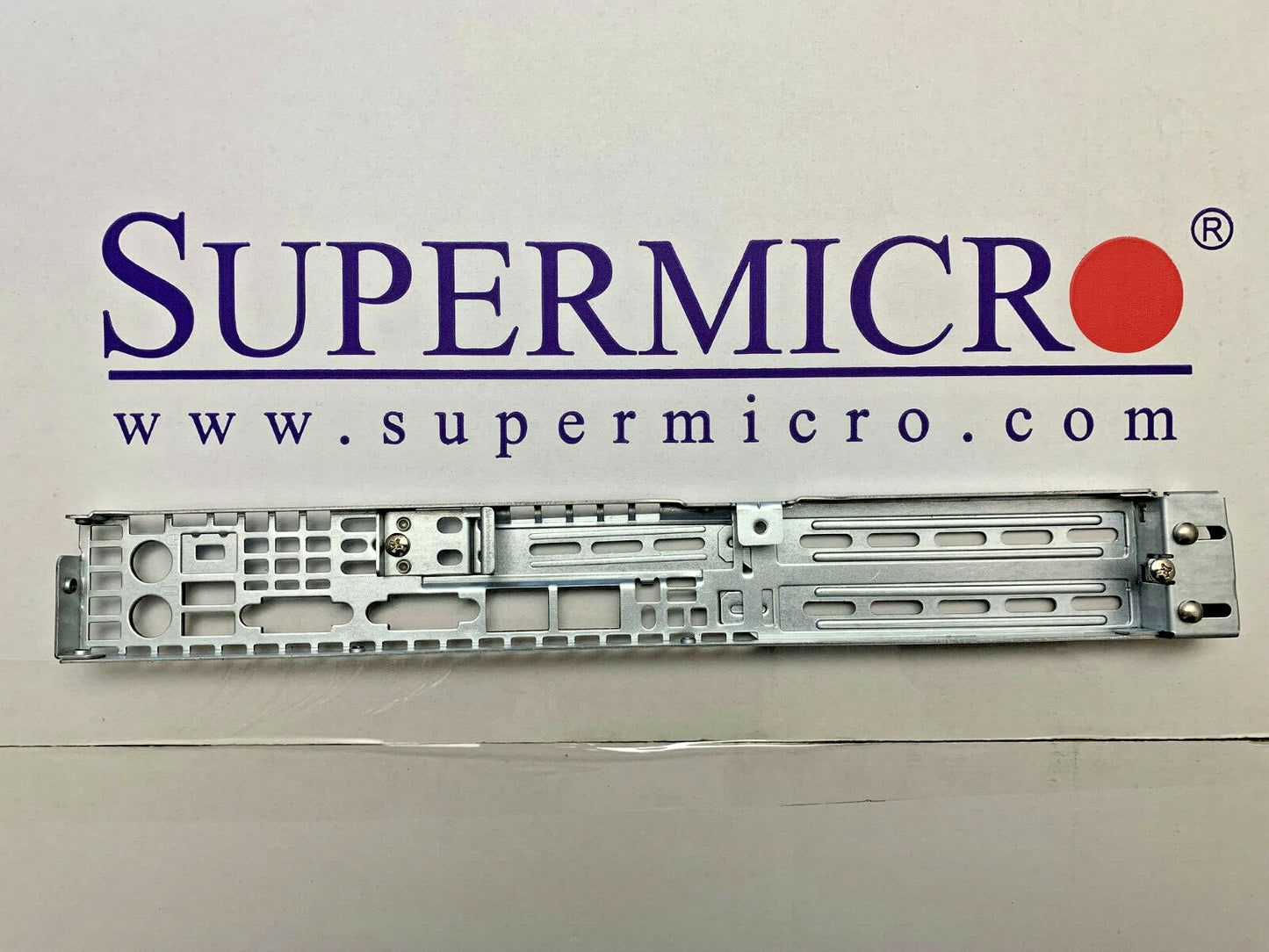 Supermicro MCP-240-00084-0N UIO REAR WINDOW FOR SC113 REDUNDANT PWS