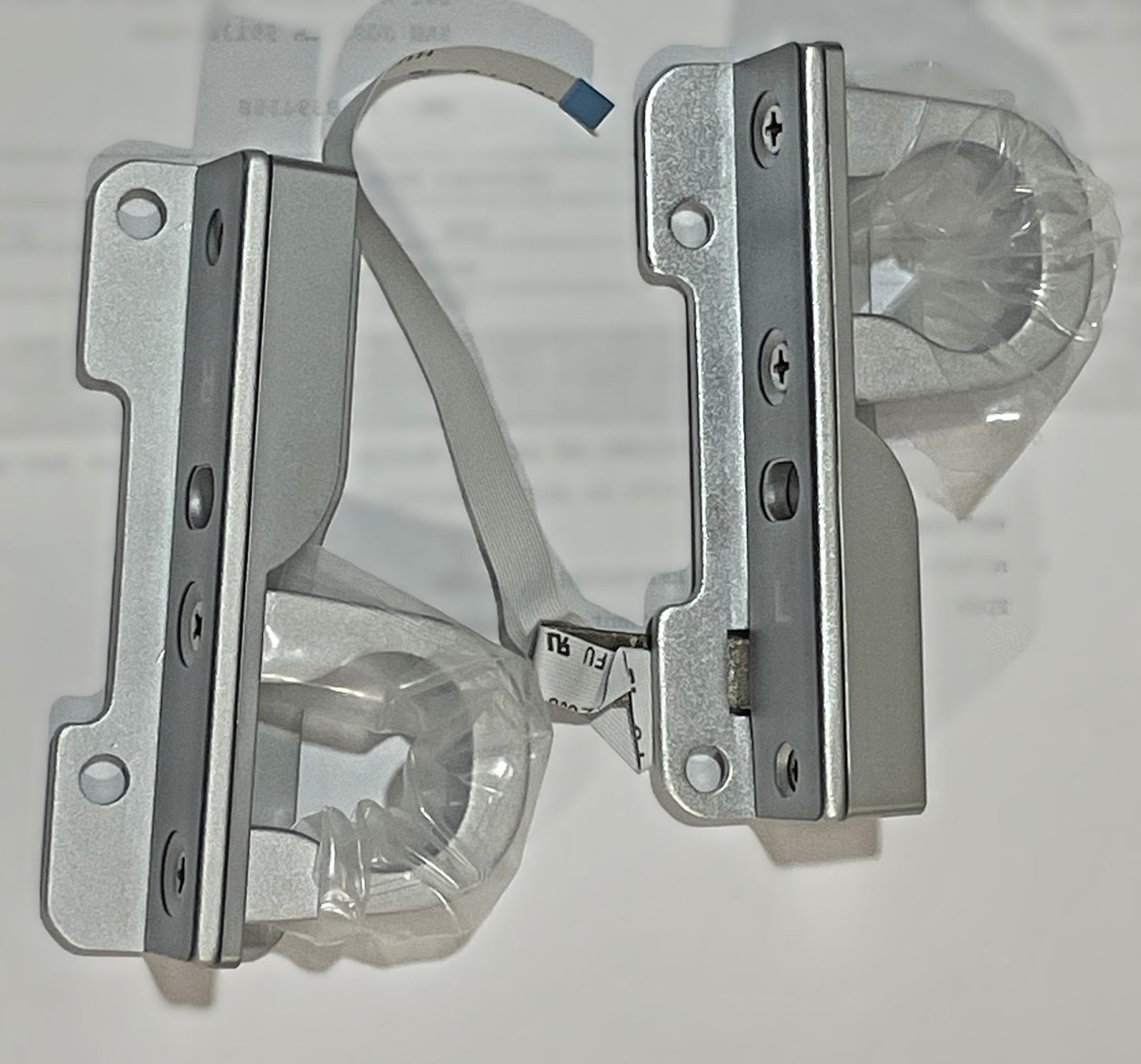 SuperMicro MCP-290-21604-0V Silver chassis handle set for SC216 / 216B