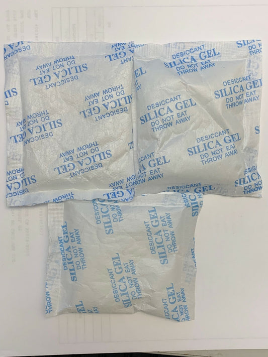25 Pack of 30 Gram Silica Gel Desiccant Moisture Absorber Dehumidifier Pack Bag