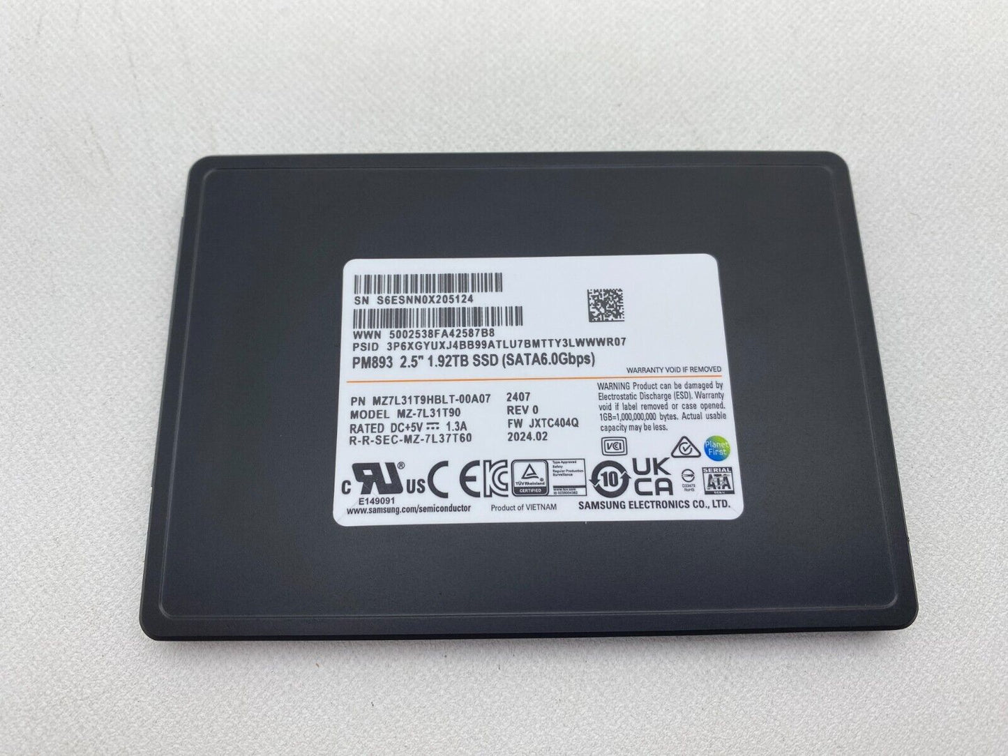 Samsung 1.9 TB, Internal, 2.5" (MZ7L31T9HBLT00A07) Solid State Drive