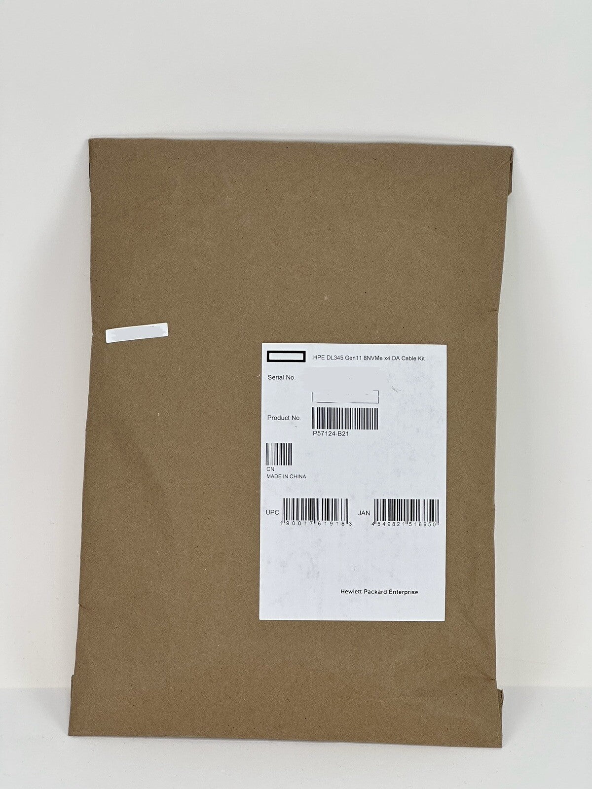 HPE P57124-B21 DL345 Gen11 2U SFF U.2 U.3 8SFF NVMe SSD x4 DA Cable Kit Box3