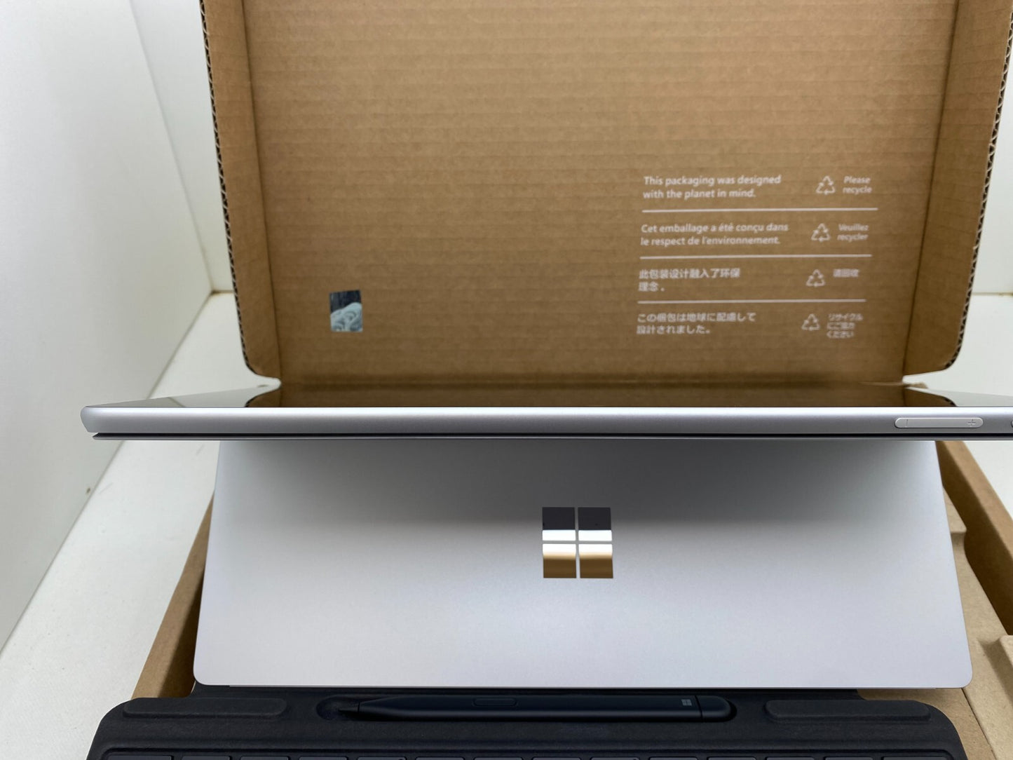 Microsoft Surface Pro 10 13" Ultra 5 135U 32GB 512 wty 3/2026 Keybord Pen 2