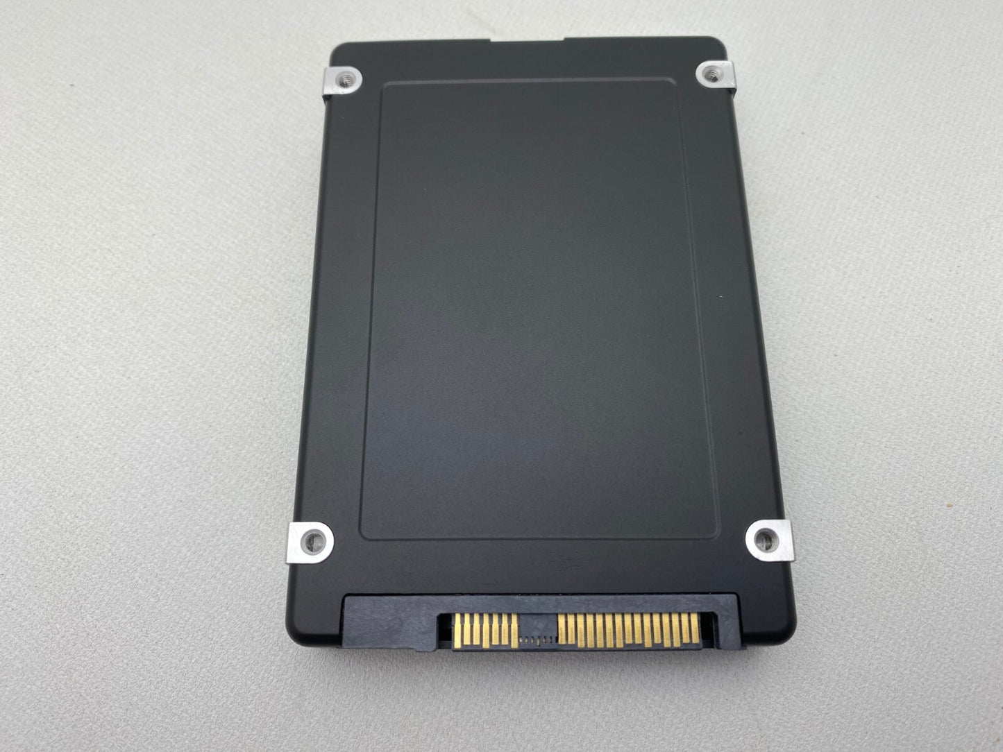 Samsung MZILG1T9HCJR-00A07 PM1653 1.92TB 2.5" SAS 24Gb/s SSD (NOT FOR HOME PC)