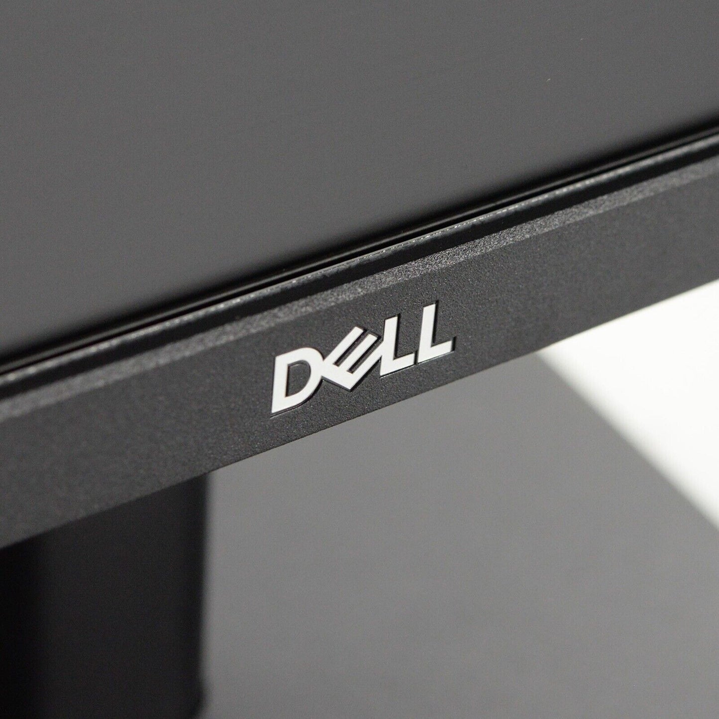 Dell E2422H 24" Widescreen 1920x1080 16:9 IPS FHD LCD Monitor VGA DP - Grade B