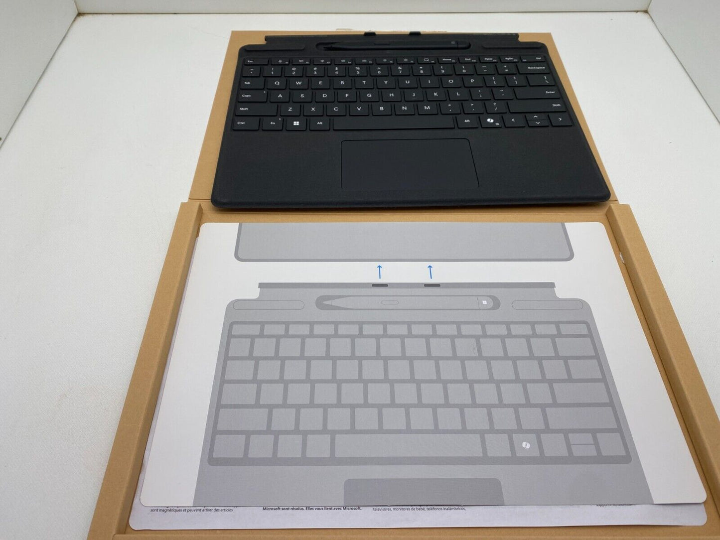 Microsoft 8X8-00141 Surface Pro Keyboard / Slim Pen 2 Built-In Touchpad