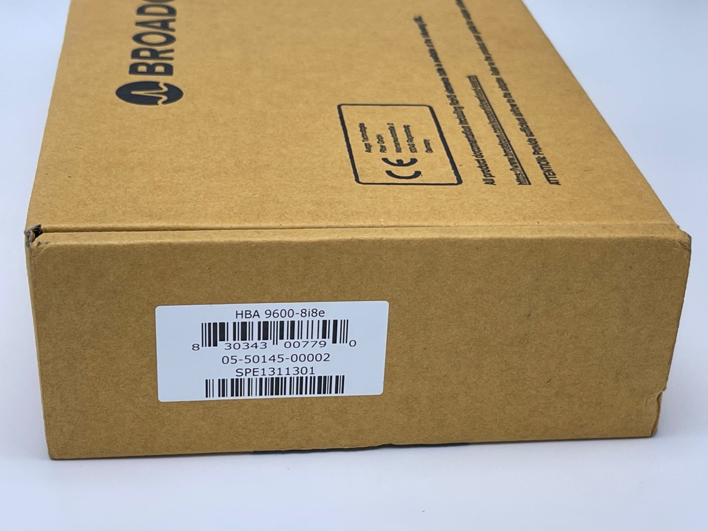 !!! HBA Broadcom 9600-8i8e 05-50145-00002 Single Kit R-R-A8T-50145