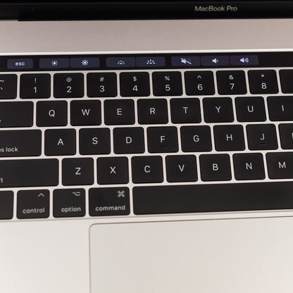 Apple MacBook Pro 15" 2017 Silver i7 2.8GHz 16GB 512GB SSD MacOS MPTR2LL/A LC