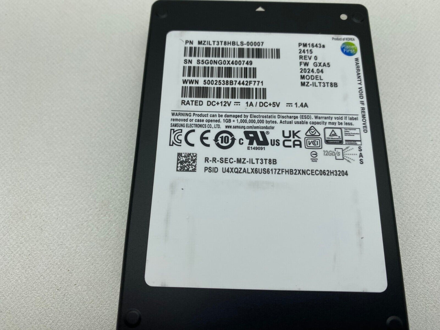 Samsung PM1643A 3.84TB, 2.5 inch Internal SSD - MZILT3T8HBLS-00007