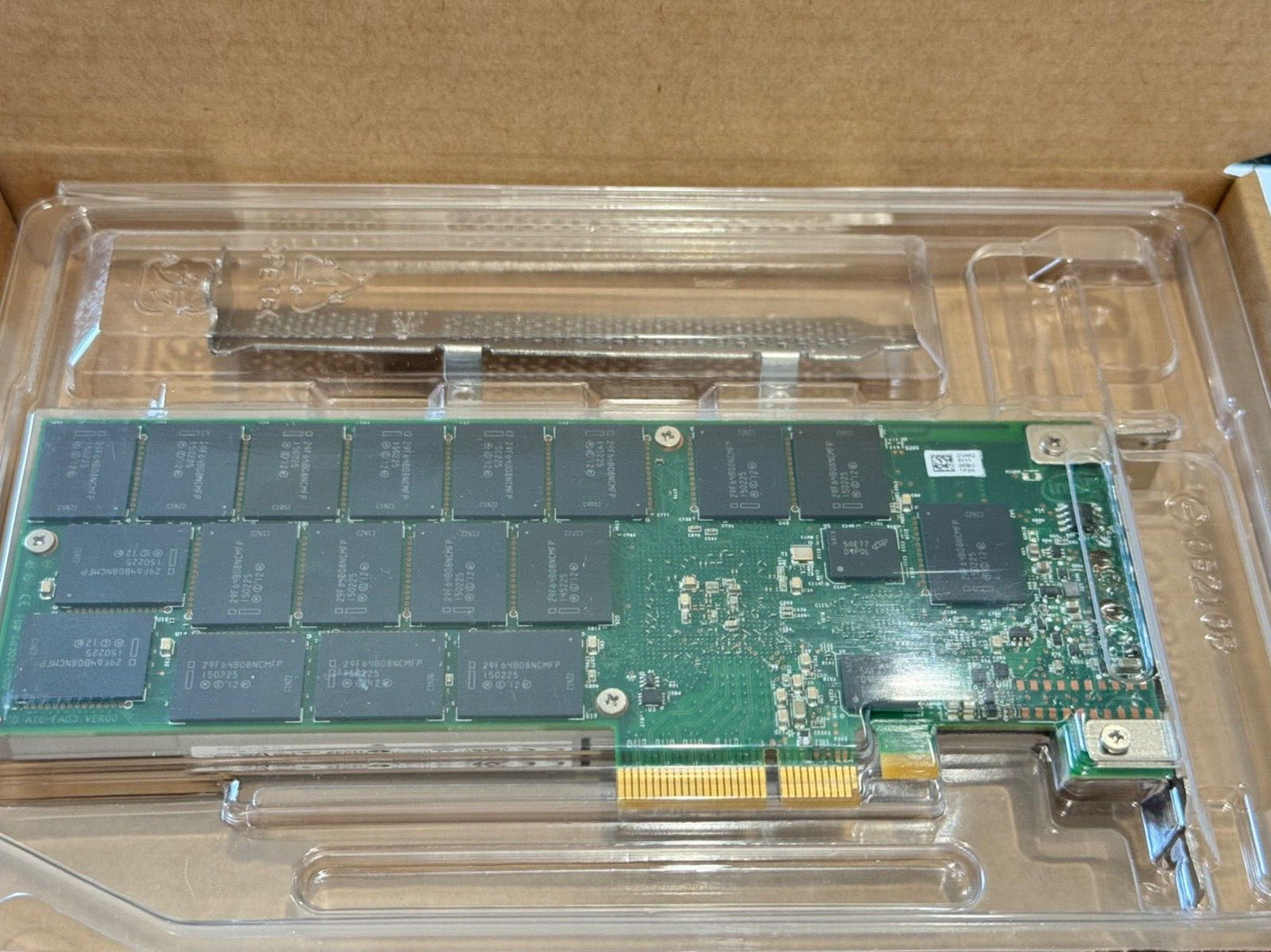 INTEL P3605 SERIES 1.6 TB PCIe NVMe SSD SSDPEDME016T4S ORACLE P/N 7090698