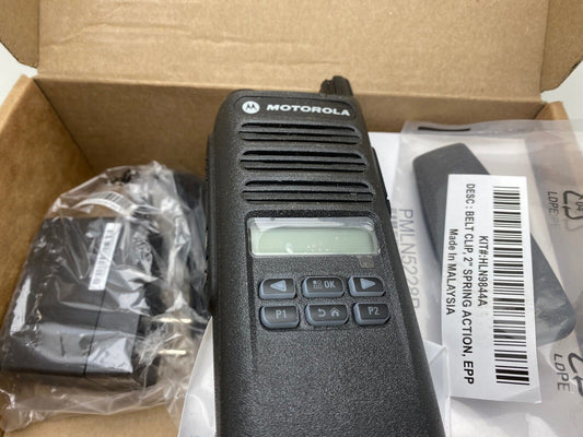 Motorola CP100D UHF Digital Portable Radio 403-480 MHz Model# AAH87YDH9JA2AN