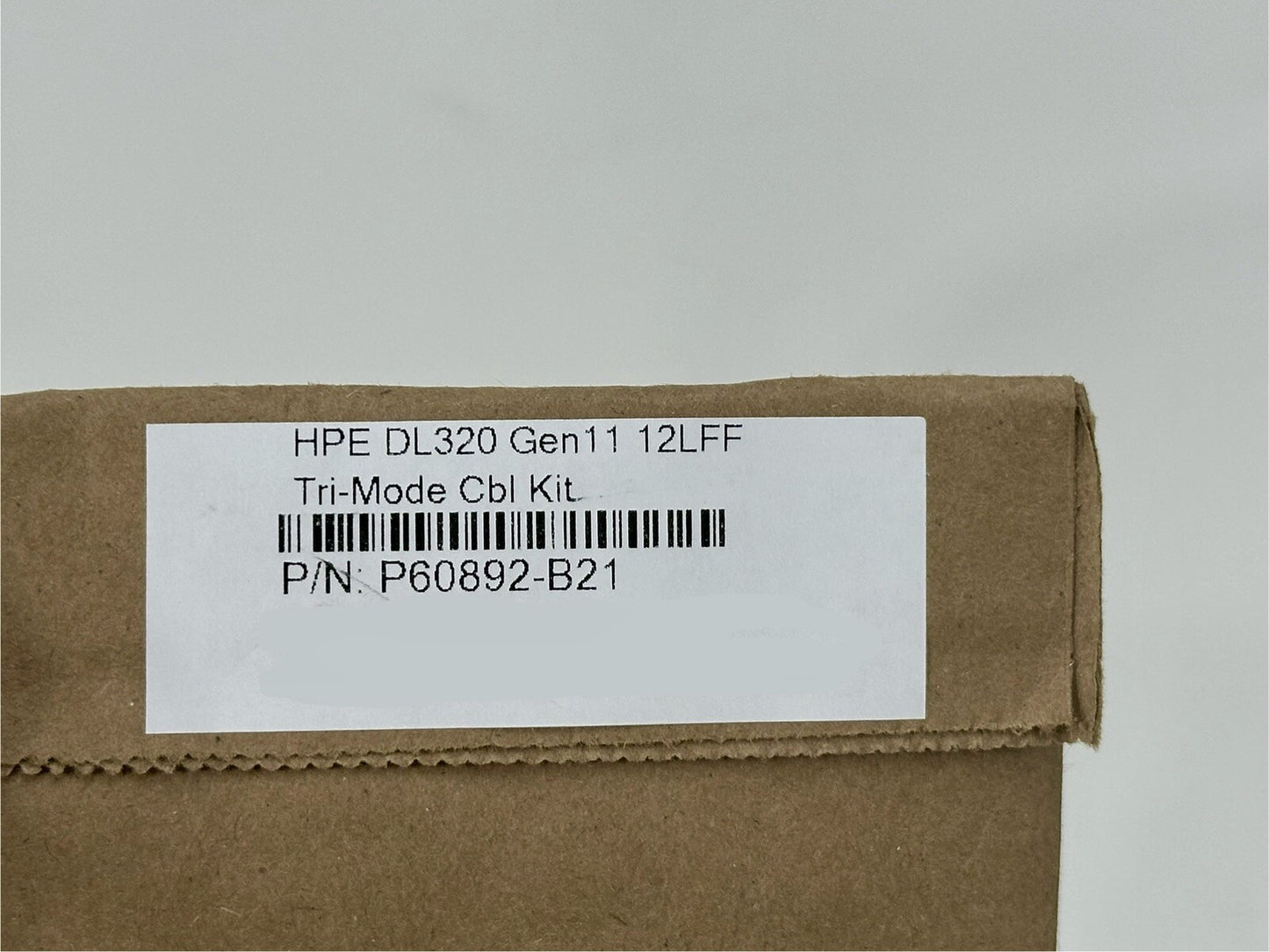 HPE ProLiant DL320 Gen11 12LFF SAS/SATA Tri-Mode Cable Kit P60892-B21 (NOT FOR HOME PC)