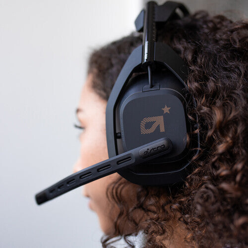 ASTRO A50 Wireless Gaming Headset (4th Gen) w/ Base Station Xbox/PC - Black Gold