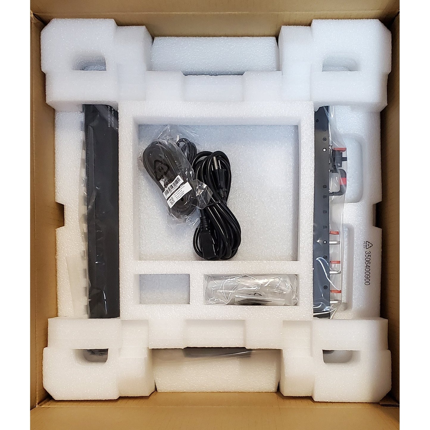 Dell Networking N3224T-ON 24P 1GbE 4P SFP+ 2P QSFP28 Switch (Kit)