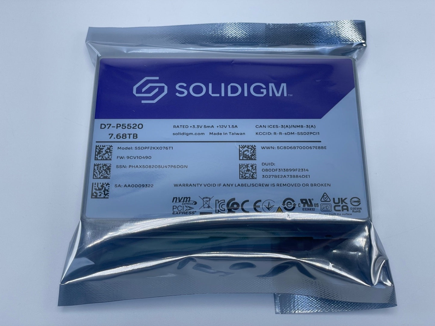 SOLIDIGM Intel D7-P5520 SSDPF2KX076T1 7.68TB PCIe4.0 NVME 2.5'' SSD